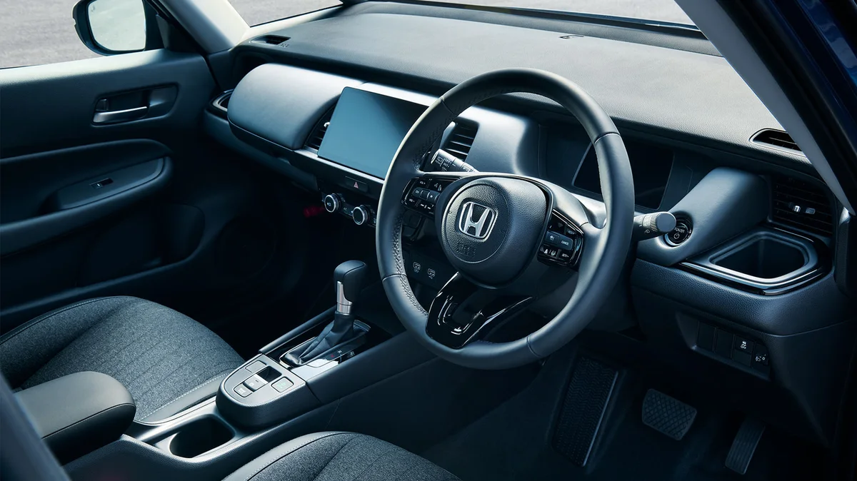 ホンダ フィット e:HEV Z(FF)のインテリア。写真はメーカーオプション装着車です。